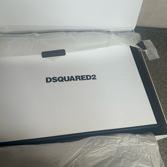 DSQUARED GOLD HEELS SIZE 38 worn once - Picture 4 of 9